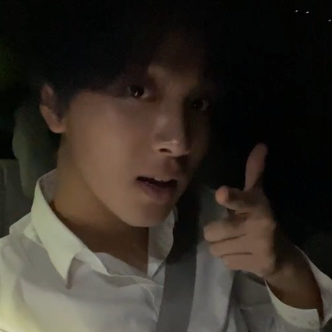 nctranslate's tweet image. —﹟TRADUÇÃO da live do INSTAGRAM do #HAECHAN | a THREAD de RESUMO 🐻