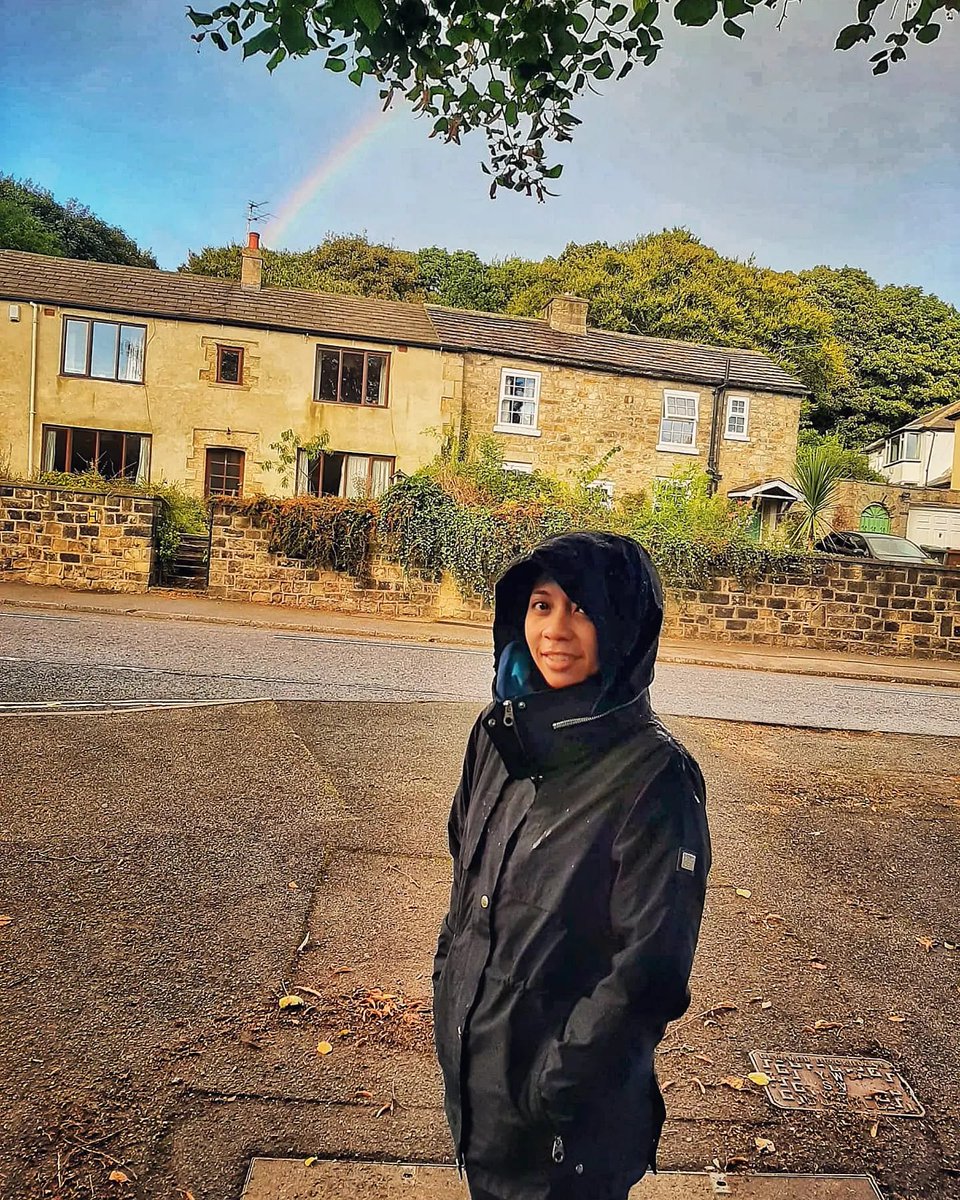 If you want the rainbow, then you have to put up with the rain.😉🌈
#MondayVibes #MondayMotivation #Leeds #England #UK
#instagood #landscape #nature #photography #photooftheday #picoftheday
#beautiful #beautifuldestinations #citybestpics #lgbtq🌈 #lgbtcouple #lgbt🌈 #lgbt #lgbtq