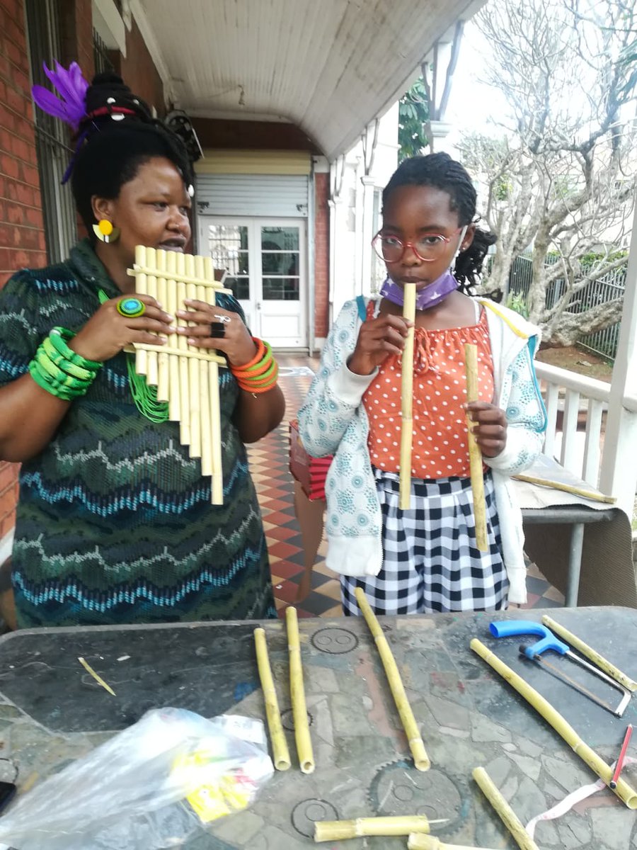 NtombYelanga's tweet photo. Checking pitch, Abancane Art Academy workshop day 1 making pan flutes.
#zazi #ntombyelanga #abancaneart https://t.co/v6aRRoE23n