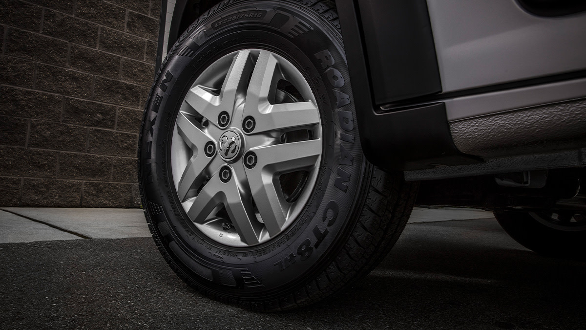 RamTrucks's tweet photo. Get the most out of your work van with the new 2022 Ram ProMaster®. Its upgraded 3.6L Pentastar® V6 engine is ready to take on your next job and beyond with you and your crew in tow. Learn more here: https://t.co/cq8DHDrJ7n https://t.co/2OURwUqaie