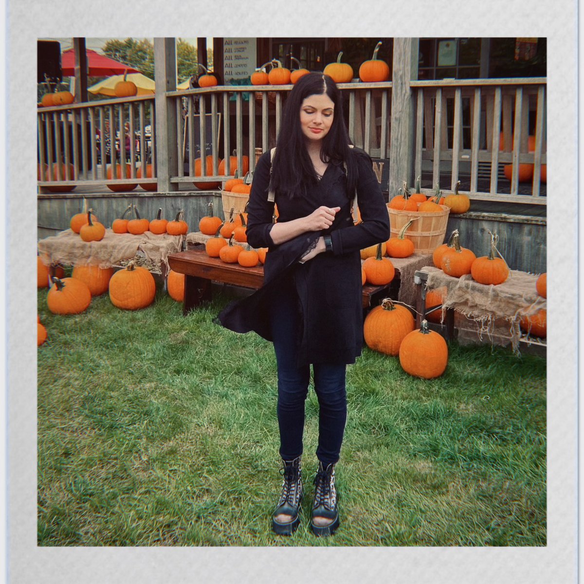 rthomasin's tweet photo. New songs coming soon 🎃 https://t.co/ifWv9Rk9bD
