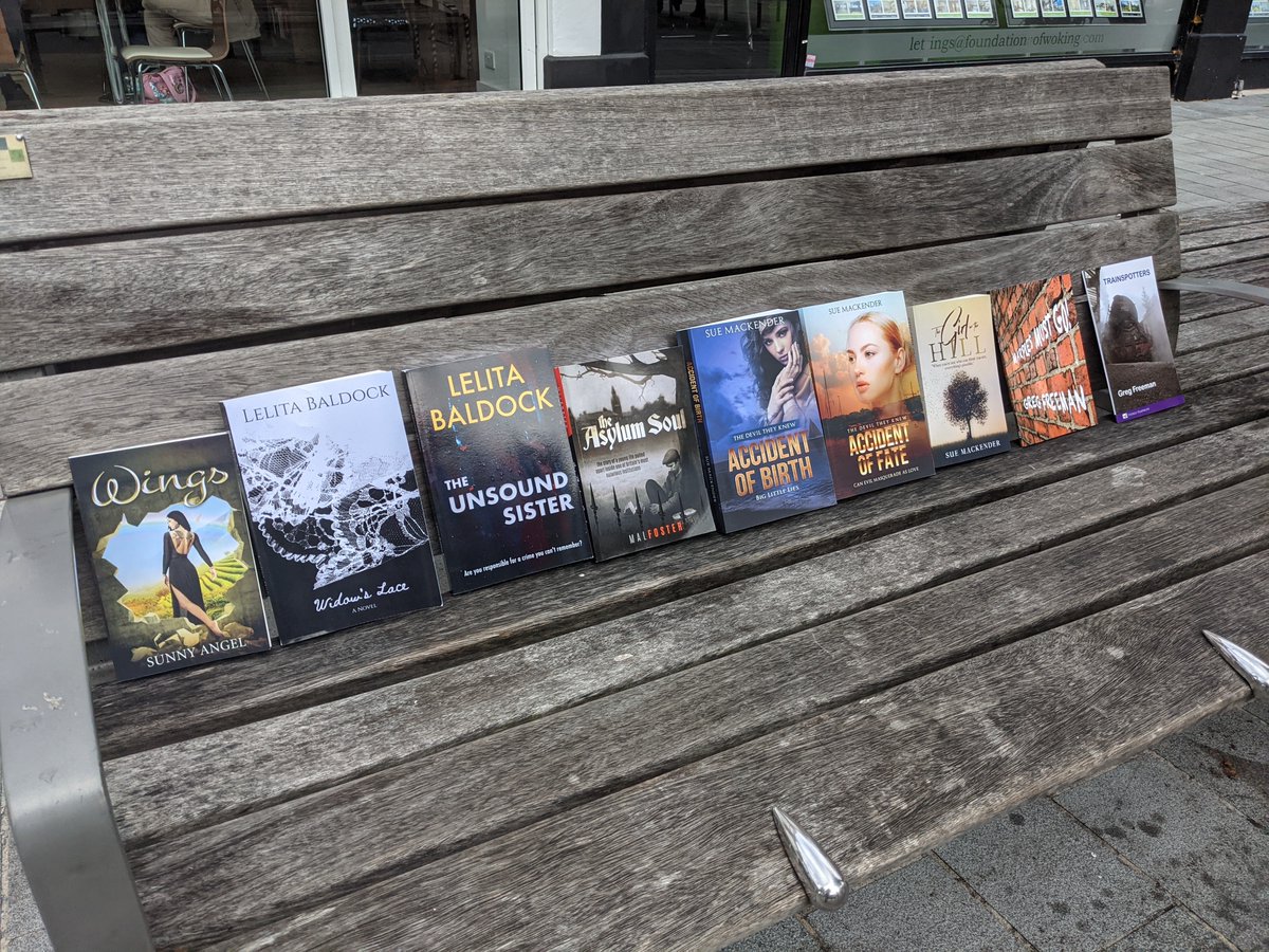 SueMackenderAu1's tweet photo. #Woking #localauthors @Lionsheartbookshop @WokingMeansBiz @jjackson42 @WritingMagazine
What a line up #Sunnyangel #LelitaBaldock #Malfoster #Suemackender #Gregfreeman all featured in Woking's independent bookstore and coffee-shop #meet #Read #drinkup https://t.co/uc6WtWVvNW