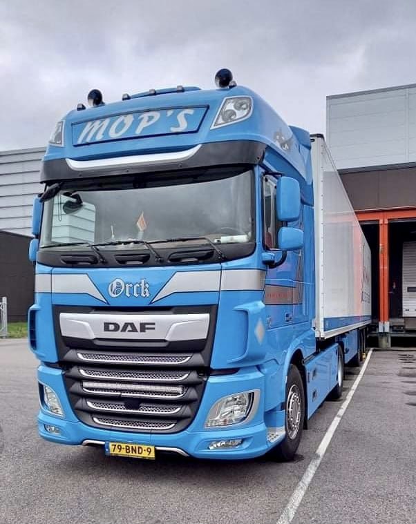 DAF_trucks_fans's tweet photo. DAF XF480 FT SuperSpaceCab (2019) in Sweden!🇸🇪
Jansen Transport Urk 

Send your #DAF photos to #DAFfan! https://t.co/BrXTojodbL