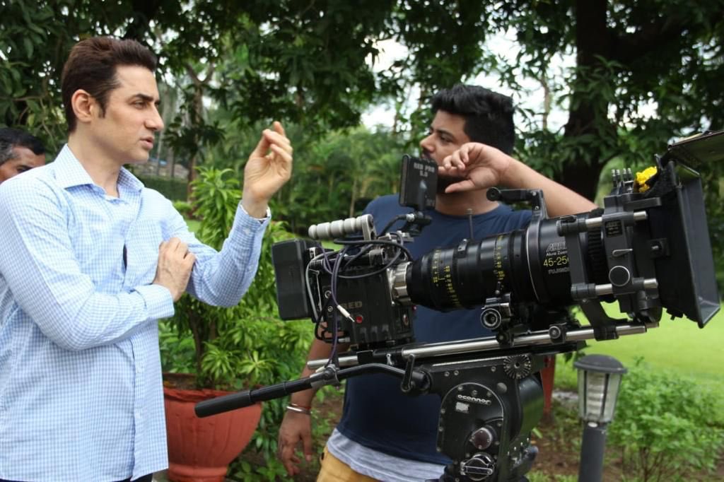 FaactoryF's tweet photo. Hardwork is my mantra!! 
.
.
.
#behindthecamera #faactorymovie #teamwork #workhard https://t.co/iP2R7cQgE1