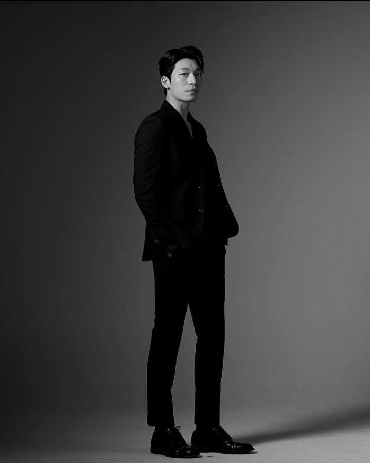 Giriwendha's tweet image. ️️
️️
️️
Dru Wendra Wedhatama, 25 tahun. Berprofesi sebagai seorang Engineer Manager. 

Kalau kamu?

️️
️️