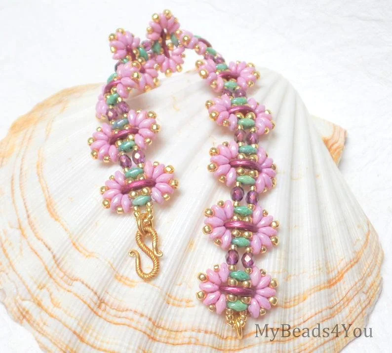 MyBeads4You_'s tweet photo. #jewelrydesign #beading #jewelrymaking #etsyshop #shopetsy #diy #diybracelets #bracelets #etsymntt #tmtinst #etsyteamunity
https://t.co/dencLyWz7K https://t.co/e830WRJro5