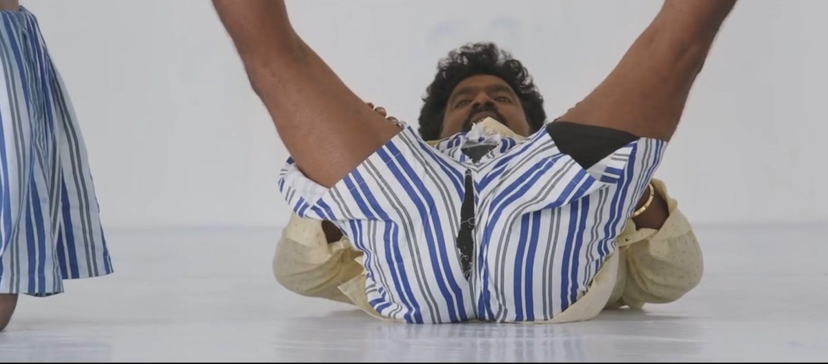 Naveen_Uyir_STR's tweet photo. @dhanushkraja இந்த படம் மட்டும் இல்லனா உன்னட பொலப்பு நாறிருக்கும் 😂😂😂 #2YearsOfAsuran https://t.co/QzLS7N31dC
