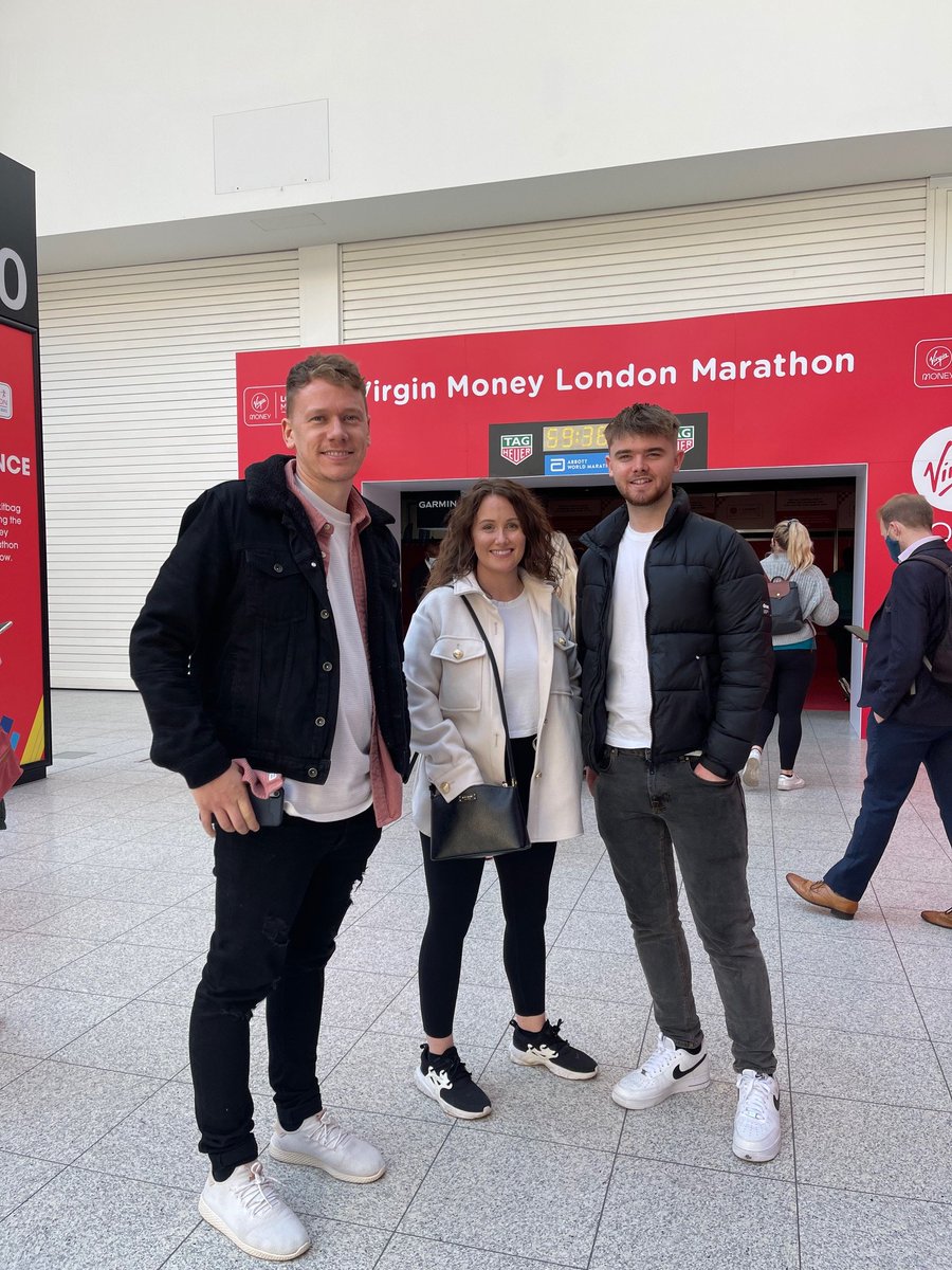 🏃The London Marathon is officially back🏃⁣

Every year, a team of Bluesteppers go to London to soak up the atmosphere and catch up with our amazing clients who continue to go above and beyond supporting their amazing charities!
⁣
Congratulations…you’re all an inspiration!🌟⁣