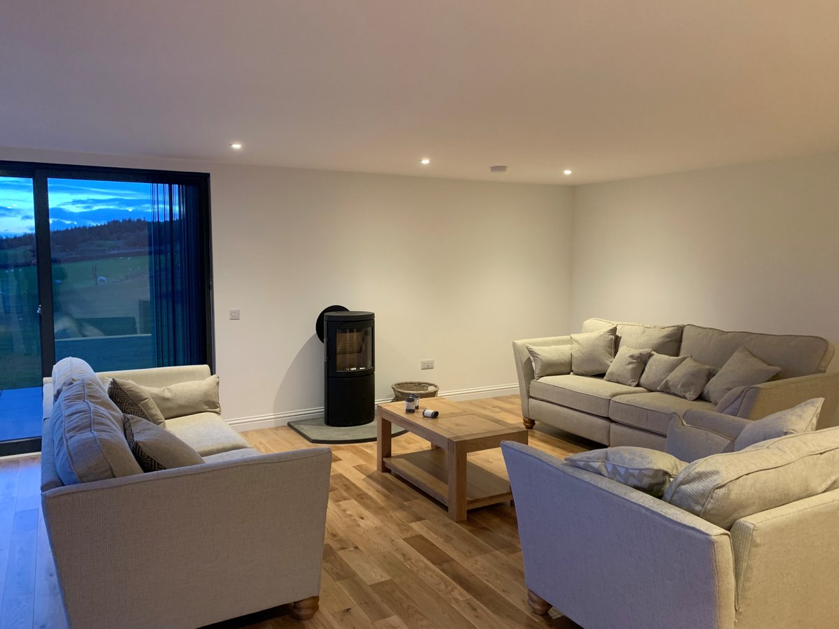 CapstoneCLTD's tweet photo. Below are attached some photos of a stunning property recently completed for the owners of an estate in the Highlands, working in close cooperation with their Estate Manager to deliver to the Client's precise expectations. https://t.co/LMEd4nJMpA