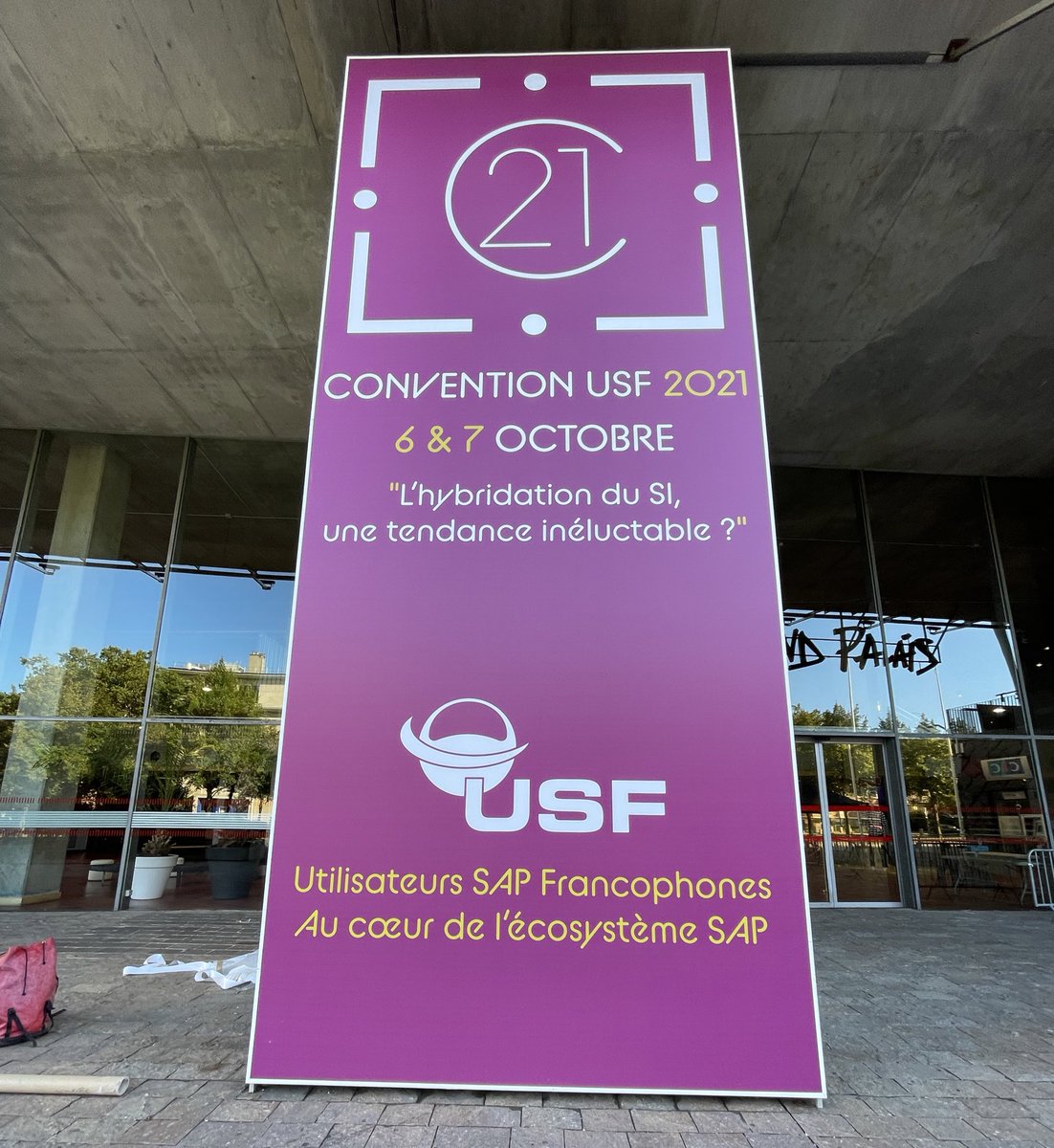 USF_officiel's tweet photo. [#C21 🗓 6 &amp; 7 octobre📍Lille ]
La team #USF est bien arrivée à @LilleGrandPalai pour la #ConventionUSF 2️⃣0️⃣2️⃣1️⃣ ! Nous vous attendons nombreux ! 
Pour vous inscrire : https://t.co/5RXmTnfSL9 https://t.co/vJYTl107IA