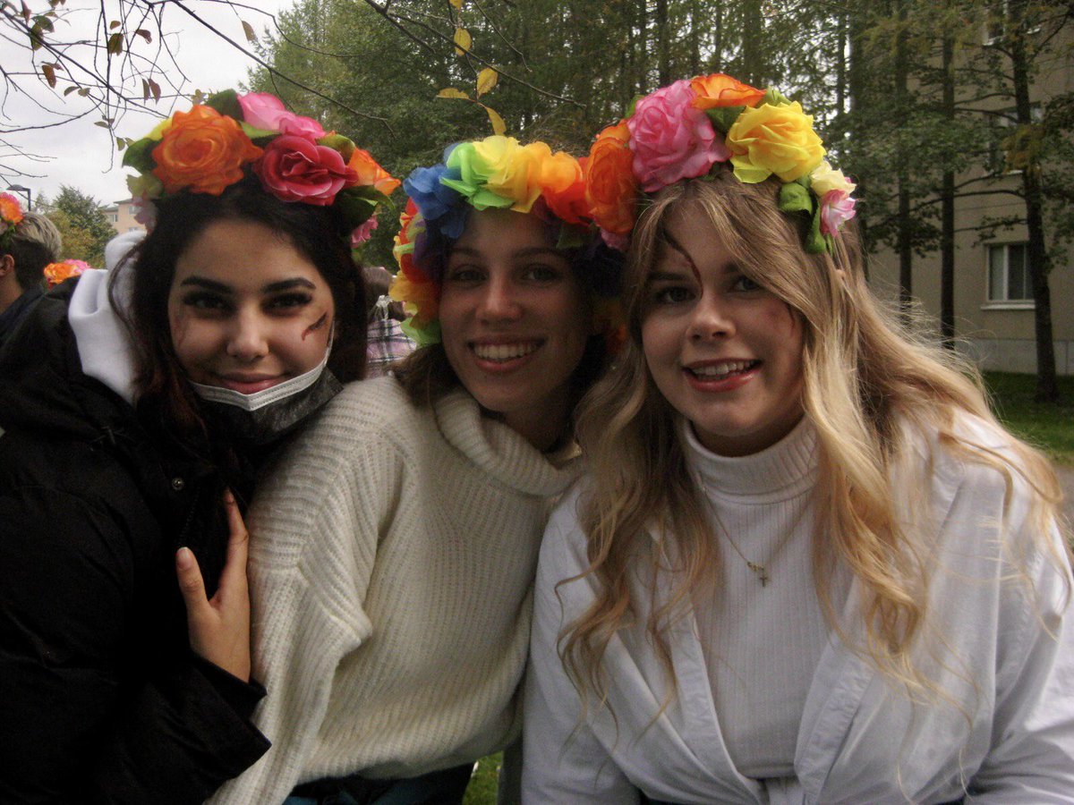 Freshers’ costume party! 🎭 #MetropoliaBiz