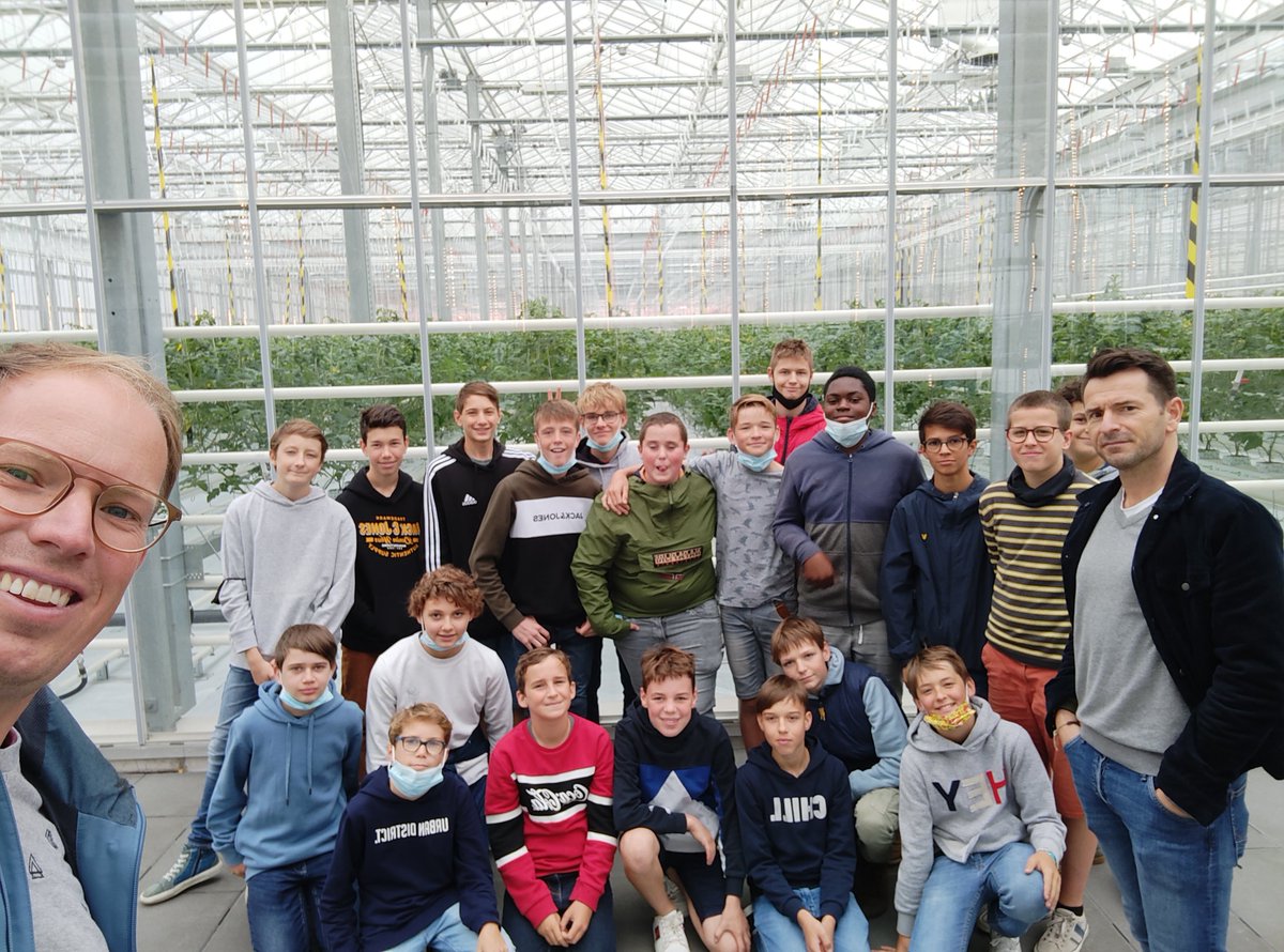 VTISintLucas's tweet photo. In functie van hun project 'Eigen Kweek' bezocht 2STEM Agrotopia in Roeselare. Een leerrijke dag in een héél mooi kader! @InAgrotopia @provinciewvl @viveshogeschool @howest #vtimenen @galle_bert @F_Wylin https://t.co/48ygdbL9oP