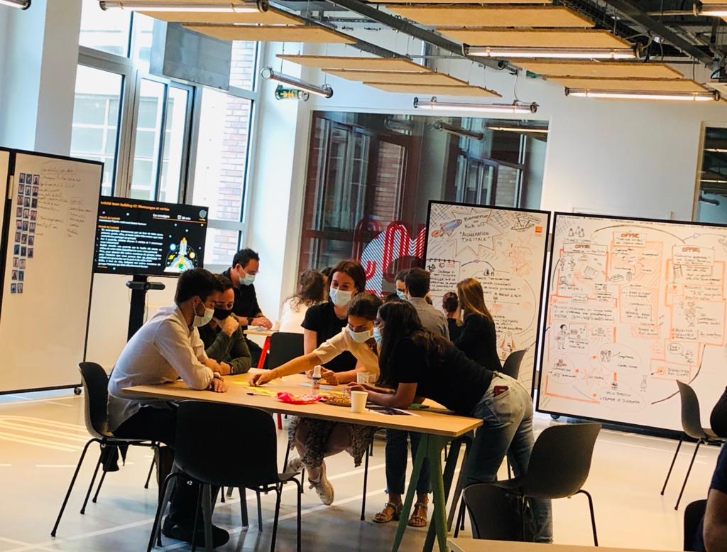 Orange_Csltg's tweet photo. Ça faisait longtemps et ça nous avait manqué🤗Les consultants qui travaillent sur les sujets d'accélération #digitale se sont retrouvés pour une journée d'ateliers et des moments de partage😷 #consulting #TransfoNum https://t.co/VsgrF2yn6A
