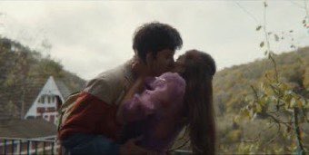 Paradis3Rsa's tweet photo. Rooted for Otis and Maeve till season 2 finale but how many of 'em feel that Otis - Ruby is looking perfect? 

#SexEducation https://t.co/oLiEYFqzvu