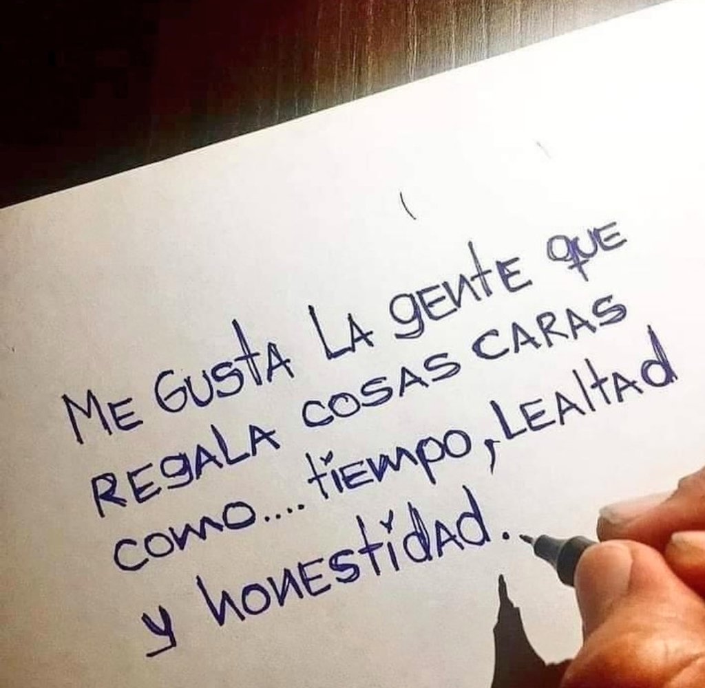 LoperzDuque's tweet photo. Buenos días #Lunes 🌍☀️💙
Una muy buena #Reflexión para empezar la semana ✍️🤟🍀

#SmileSiempre #DeBuenaMañana #FelizDiaGente #SerBuenos #NuevaNormalidad https://t.co/MaIKCVVHxn
