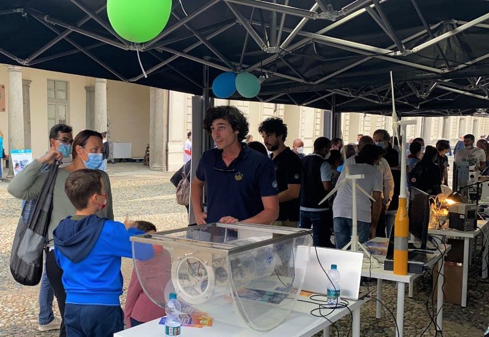 MOREnergyLab's tweet photo. The #nottedeiricercatori is an opportunity to restart and change our future for the better!
Thanks to the @PoliTOnews and the @sharpernight for allowing us to show our results 🌊
Happy #research to everyone!
#sharpernight #waveenergy #renewable #energy #converter #iswec #future https://t.co/SA6A18tUq4