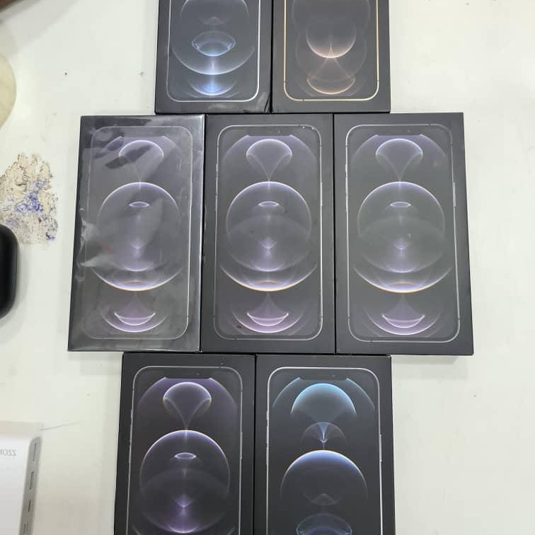 lal_tech's tweet photo. 🇺🇸 Brand New Iphone 12 Pro Max || Factory Unlocked || 128GB || Available

DM: 07038955593
Twitter &amp; IG: @lal_tech

#Buy #BestPrice #BestDeals #Follow #Tech #Apple #Services #ApplesSale #Nigeria #Lagos #StayInformedStaySafe https://t.co/3zIWlV701k