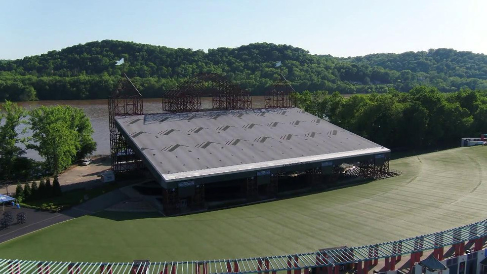 jeff_lanenews's tweet photo. If you're planning on going to the Dierks Bentley concert at Riverbend Friday night or Lynyrd Skynyrd on Saturday night, you'll now have to show either proof of Covid-19 vaccination or proof of a negative test. https://t.co/C5zeAWlYtH