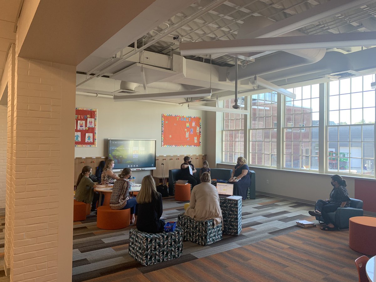 Most effective PD occurs within walls of your own school WITH your students. Ongoing support- year 5. #CapeProud <a href="/AmericanReading/">American Reading</a> <a href="/CapeArchambault/">Amanda Archambault</a>