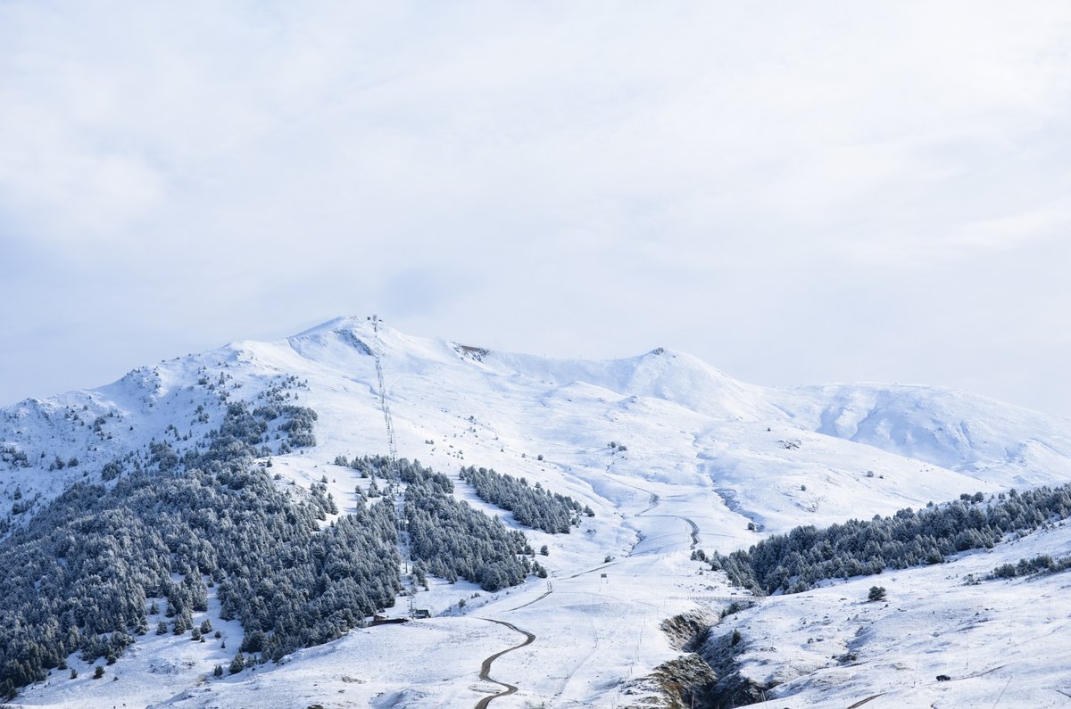 baqueira_beret's tweet photo. Primeras nieves de otoño, siempre un placer  ❄️

#EspirituBaqueira #BaqueiraBeret #Baqueira #Beret #Bonaigua #Baciver https://t.co/AhqEmvPF2C
