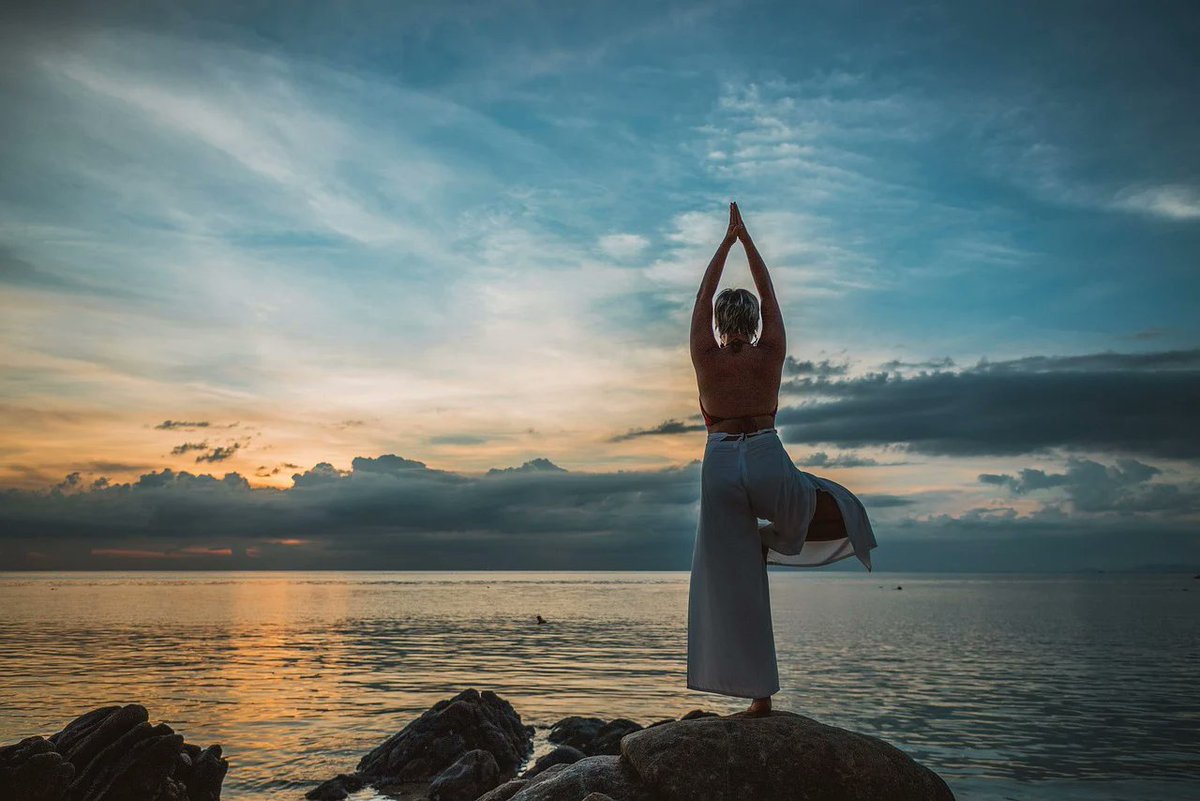 WellnessVerve's tweet photo. We're happy to have @laurenaimeeYD back in the studio this week with her Monday &amp; Thursday classes after a well deserved break in sunny Portugal ☀ We also have the wonderful @juliakyoga starting her #StretchandRestore class later today

Verve timetable: https://t.co/ITXeH8VAaV https://t.co/xDiurSOchL