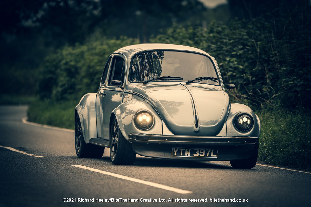 Richard Morgan’s 600bhp Tesla powered Volkswagen Beetle, must be the world’s fastest accelerating road going Beetle: 0-60mph in a tyre shredding 2.6 seconds. @elecclassiccars #electricclassiccars #vwbeetle #volkswagen #volkswagenbeetle #electricbeetle