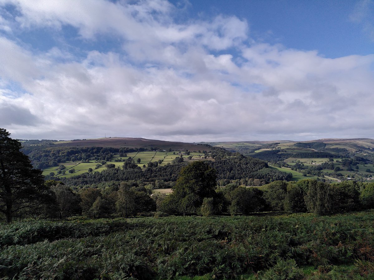 deejaysamrai's tweet photo. Sunday peak district walk set up this week sweetly!  
Grindleford loop with @Ant_Canal + the crew https://t.co/mpb3S0cP5j