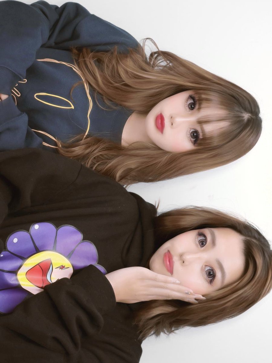 charahon1129's tweet photo. 久しぶりにプリクラ撮ったら色黒い。笑笑 https://t.co/oIG3qgRZOK