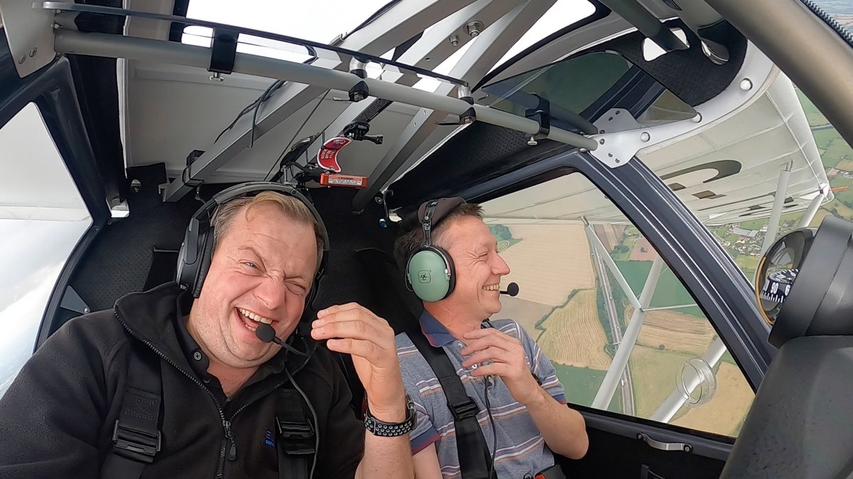 Learning to fly at times is a serious business you know! #elevationairsports #flying #flighttraining #learntofly #aircrafthire #ikarusc42 #c42 #pilot #gloucestershire #gloucestershireairport #pilot #microlight #NPPL #flight #sky #flyinginstructor