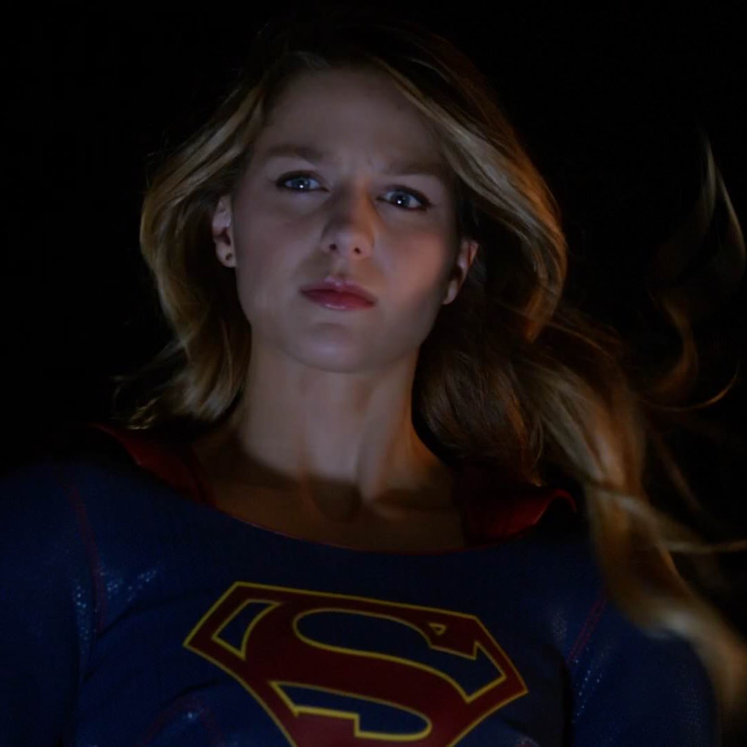 Happy birthday  to the most incredible  woman in the world !!!

HAPPY BIRTHDAY MELISSA BENOIST 