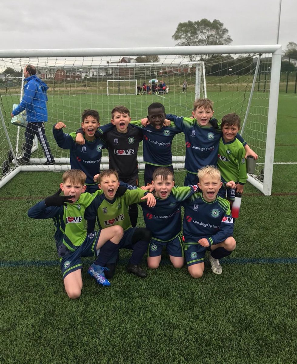 mossbankjfc's tweet photo. #MossBankJFC our U9s Greens at @LadybridgeFC17 v @LadybridgeFC17 U9s Panthers in the @OfficialBBDFL in a great game ⚽️ Jack getting MoTM for the Greens ⚽️🏆 #LoveFood #RenderRevival #CWHairDesign #upthebank #GSR #UTB #MBNK well done to both teams 💚💙⚽️ https://t.co/htsWTkYOca