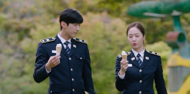 withdramas's tweet photo. I take this as a date... They both are soo adorable.. They know exactly how to flutter my heart 😍

#PoliceUniversityEp15 #PoliceUniversity https://t.co/jR4LzAQHwg
