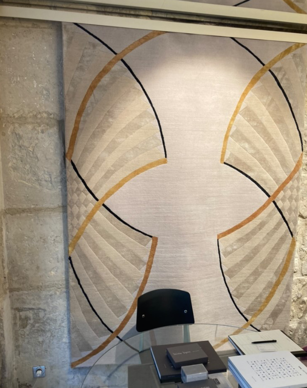 DeirdreDysonRug's tweet photo. The perfect symmetry of Deirdre Dyson's FANS hand knotted wool &amp; silk rug on display at our St Germain des Pres gallery, Paris.
#Bespokerugs #bespokedesign #customrugs
#PaperStone21 https://t.co/MhVwwPHLzn