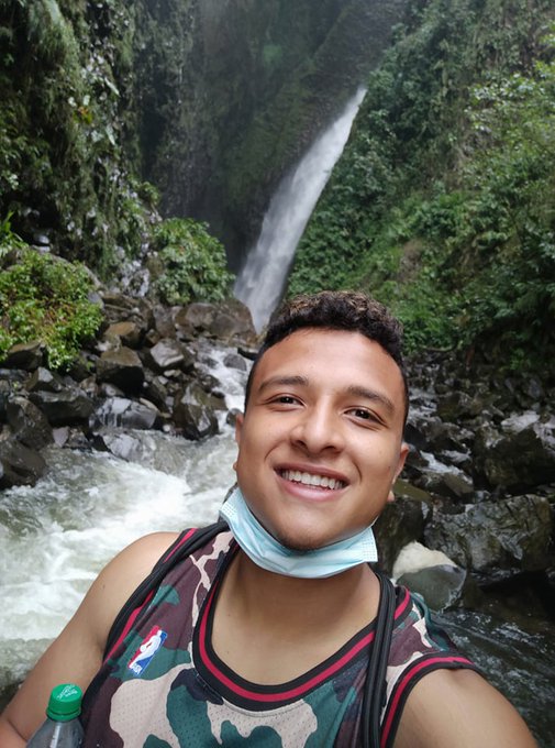 Hey Guys! I'm now LIVE on @Stripchat. Come play with me! ? #stripmenow #stripchat #stripchatlive ? https://t