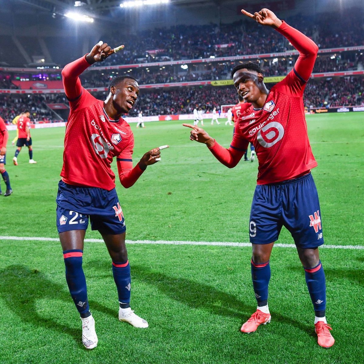 ActuFoot_'s tweet photo. Timothy Weah x Jonathan David 💥 https://t.co/ao3w497ysh