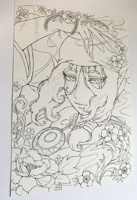 薬売りさんの線画終わっております

色塗り大変そう💧
昔色塗りしてた頃も薬売りさんめっちゃ時間かかってた気がする💦 