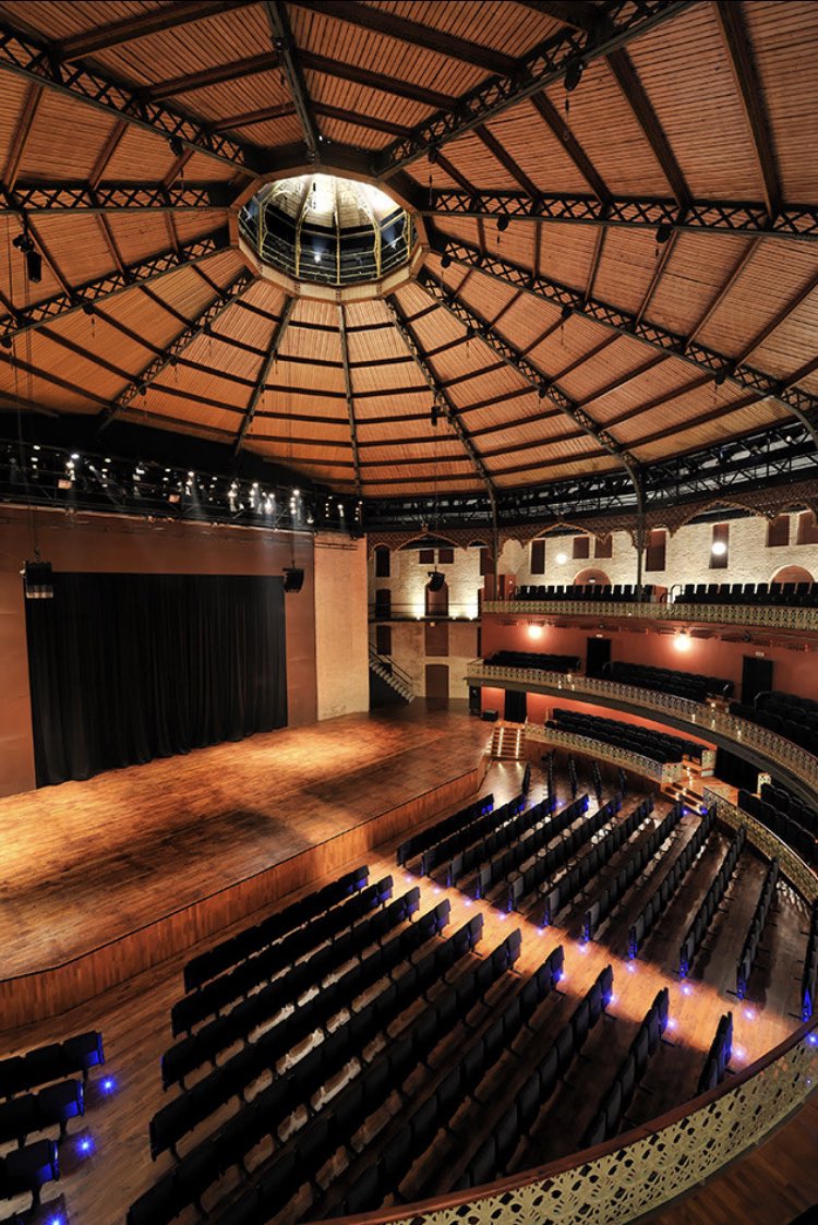 Feliz décimo aniversario al <a href="/teatrocircomur/">Teatro Circo Murcia</a> y feliz coincidencia con el #Diamundialdelaarquitectura muchas emociones vividas en este maravilloso espacio! a por los próximos diez años!