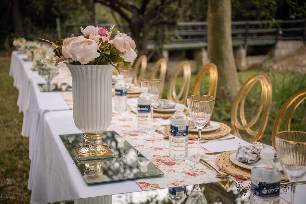 calabashgrill1's tweet photo. Thank you for attending our event “Conversation around the table with Zani Kutumela” your support is appreciated, For those who did not manage, we will announce date for the upcoming one!

#sefapanelodge #calabashgrill #shotleft #phalaborwa #golimpopo #event https://t.co/I08yXqcSTC