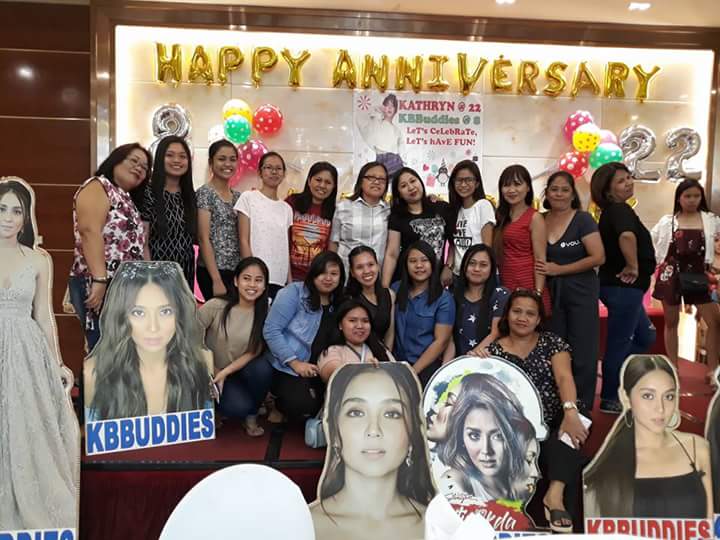 jajamelendres's tweet photo. Happy 11th year Anniversary @OfficialKBB 

missing this squad
#KBBTurns11 https://t.co/RxD9tXIIv9