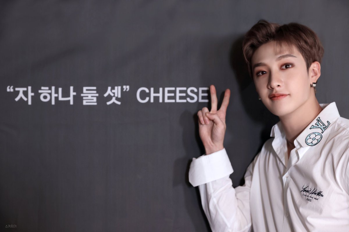 ccrythea's tweet photo. 211003 [NOEASY]
YES24 VIDEO CALL EVENT https://t.co/ZTXkdpTqrO
