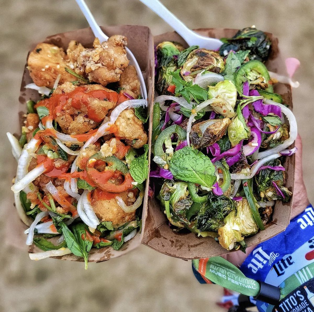 KeepAustinEatin's tweet photo. It’s near I possible to pick out our favorite @acleats tag or hashtag from this past weekend at #aclfestival2021 but this one from @austinfoodmagazine of @eastsideking is a show stopper! ♥️ #acleats #keepaustineatin https://t.co/4ULOIcB8p6