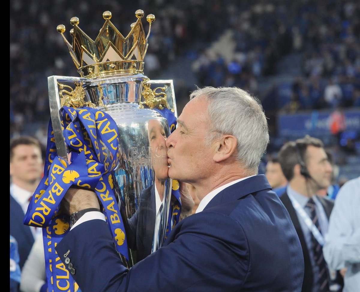 FabrizioRomano's tweet photo. Claudio Ranieri has signed his contract as new Watford FC manager, confirmed. Two years deal. After being approached by many Italian clubs, Ranieri joins Watford. 🟡🇮🇹 #WatfordFC https://t.co/L95D5iqtwT