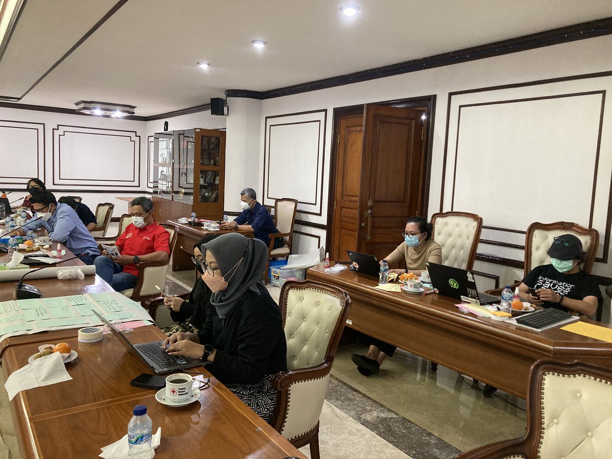 forecastingbas1's tweet photo. The Team Working Group #forecastbasedaction @palangmerah finished list of actions for assist communities affected by extreme rainfall cause floods. This action is part of the Early Action Protocol.  Cc @RedCrossAU @BritishRedCross @ifrc @RCClimate @CatalinaJaime2 @kdsiahaan https://t.co/VxhUhnOFUX