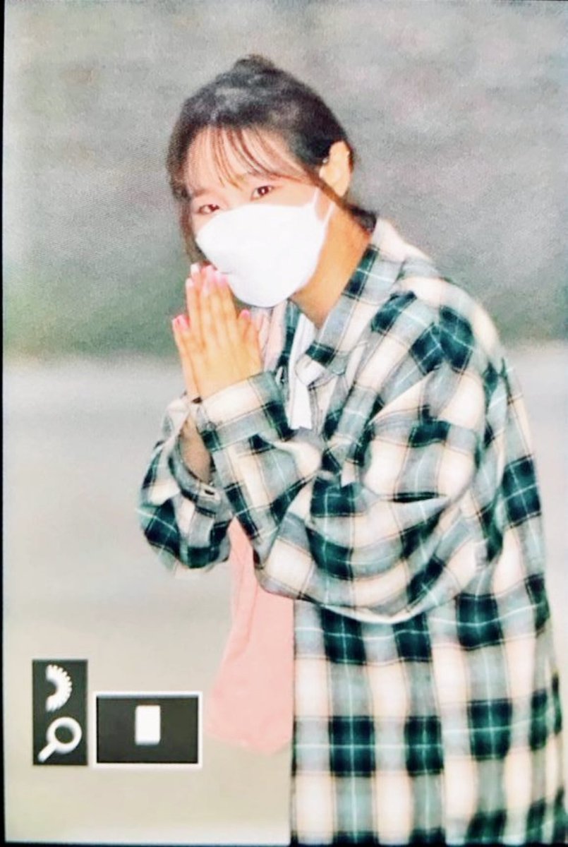 peachcream_chuu's tweet photo. 211004 #이달의소녀 #LOONA #츄 #chuu #김지우 https://t.co/va4XSIUCil