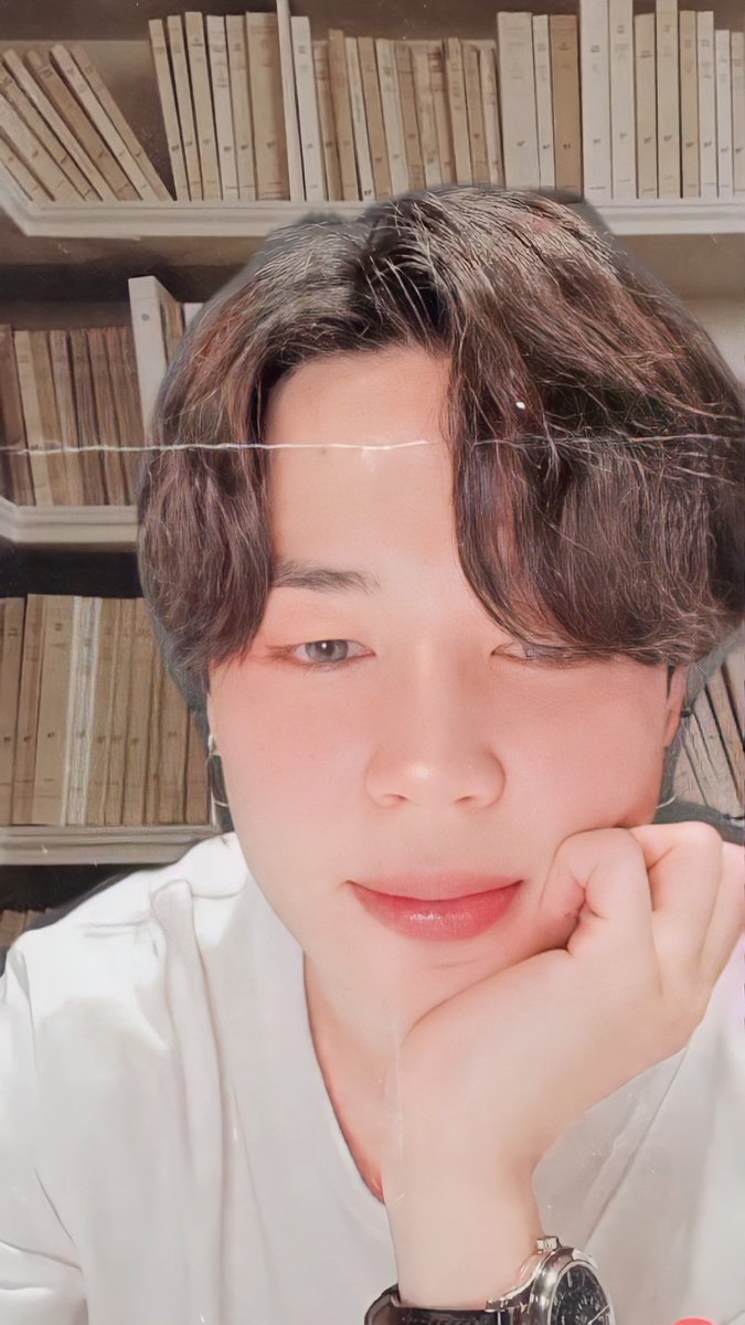 caakth7_'s tweet photo. ✎ … ⌜ Thank you for being the light in this dark world ᵕ̈ ⌟

♡

#ARSD #ARMYSelcaDay #JIMIN
@BTS_twt https://t.co/dhZ0HbQGio