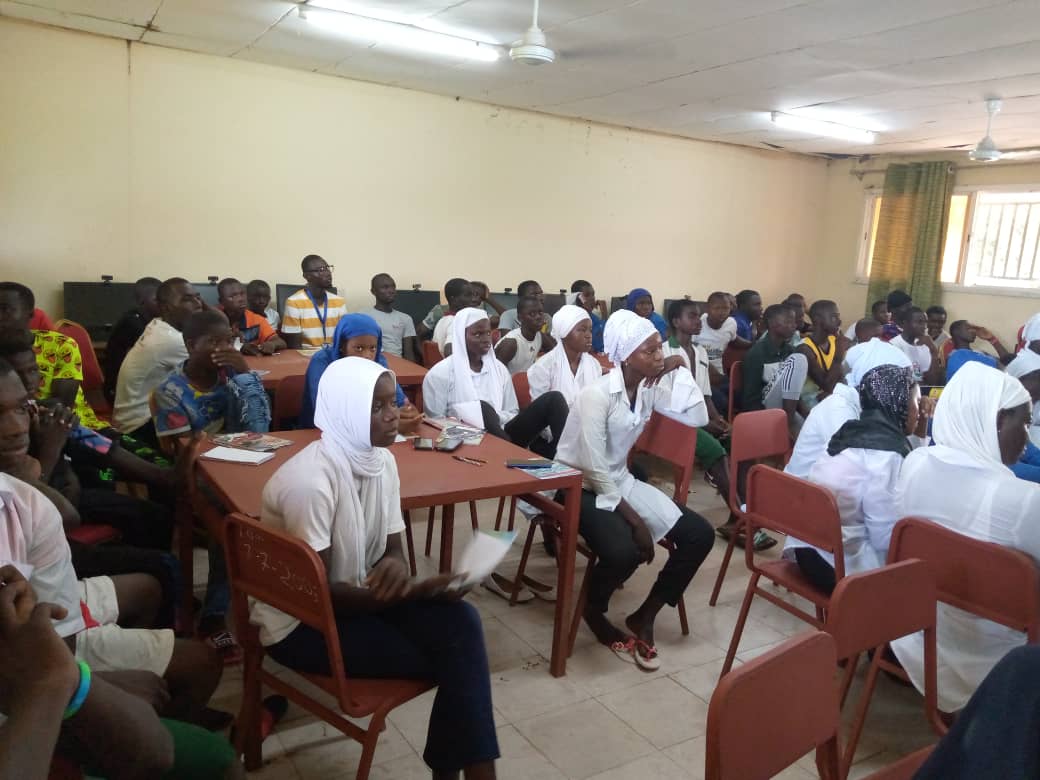 SeydiGassama's tweet photo. #Gambia : Day 4 - Youth Camp organized by #Diyabugu and #Fatoto. Amnesty International Human Rights friendly Schools Project in partnership with #MoBSE. @AmnestySenegal @AmnestyWARO @FatouJagneS @amadou_janneh @DembaJawo @ebrima_sillah @BarrowPresident @MoBSE @BeaVaugrante https://t.co/As5MaGBhDC