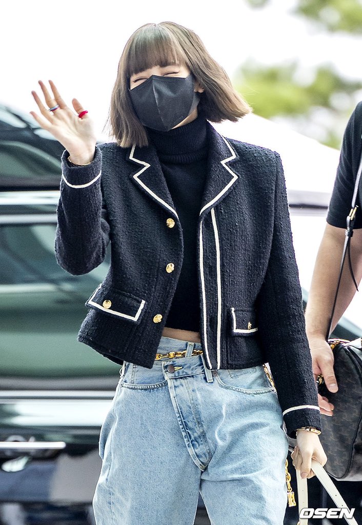 #LALISA
#BienvenueLisa
#BlackPink
#리사⁠ ⁠⁠#LISA⁠