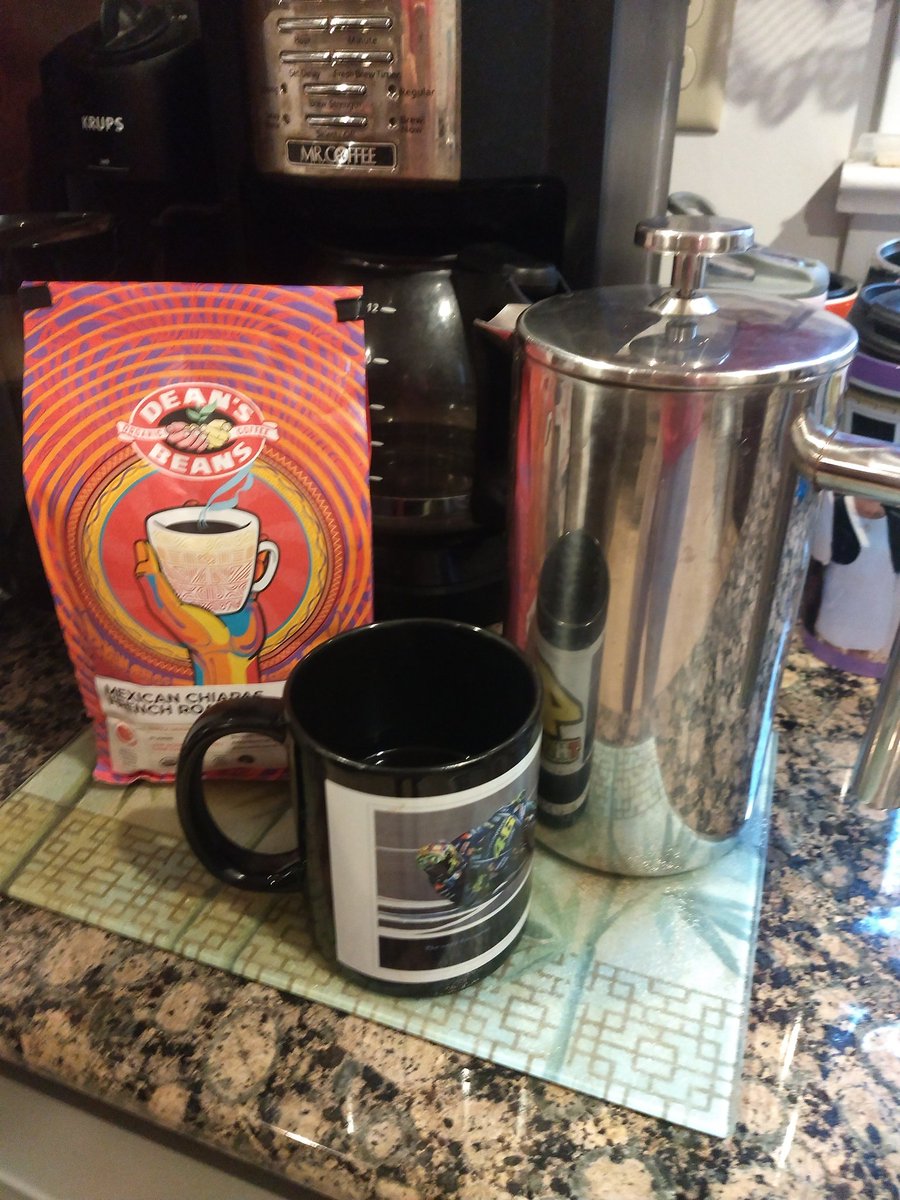 Wife: Good #Coffee ☕ you made.

Me: All I did was open up a bag of <a href="/Deans_Beans/">Dean's Beans Organic Coffee Company</a> 
#MondayMotivation