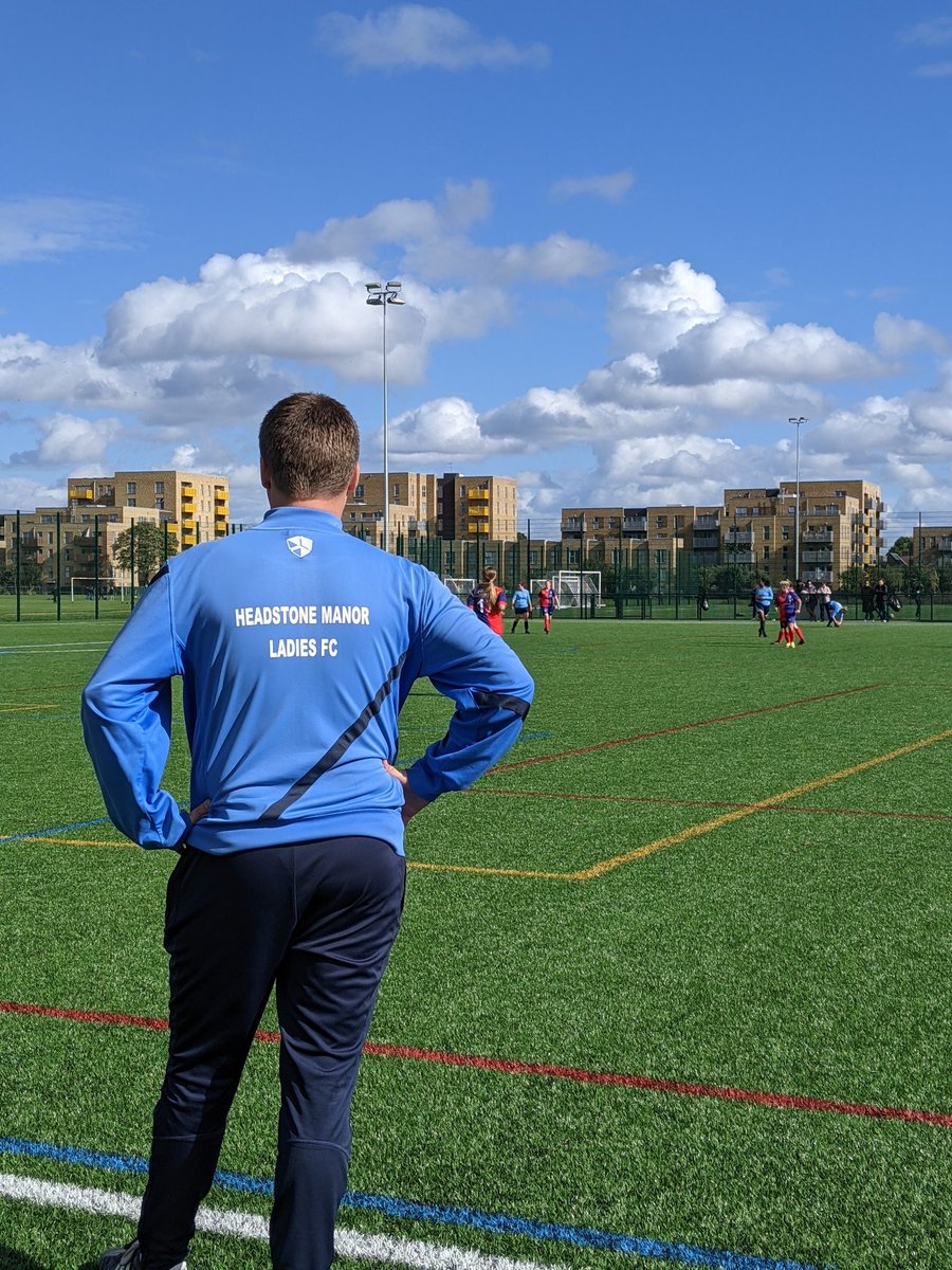 HML_FC's tweet photo. We may be a small team from Harrow but we are proud to have taken part in an FA Cup game and show that we can compete with a team in a higher division. 🏆 💙💙💙
Goal Scorers:
⚽ @samantharead_92
⚽ @rosiewattsx
#football #womensfootball #facup #team https://t.co/w0tOHzfV4f