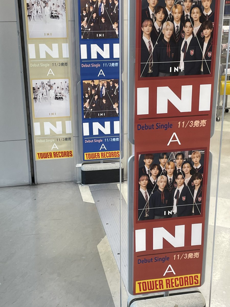 23INI_%E6%9C%88%E9%9D%A2%E7%9D%80%E9%99%B8%E3%81%BE%E3%81%A71%E3